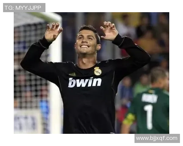 浩克足球球星身份揭秘 他是哪个足球名将的儿子背后故事大公开 浩克足球球星身份揭秘 他是哪个足球名将的儿子背后故事大公开